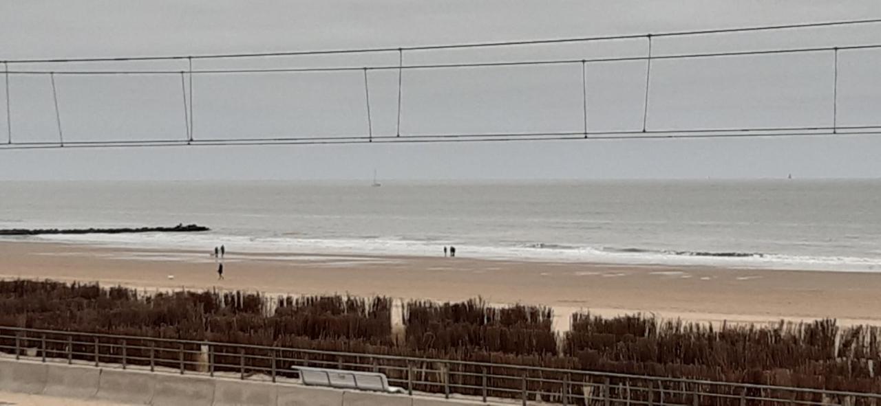 Oostende Studio Voor 2 Of 3 Pers Met Zeezicht Luaran gambar