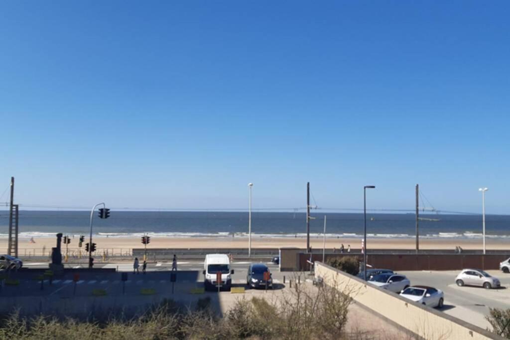 Oostende Studio Voor 2 Of 3 Pers Met Zeezicht Luaran gambar