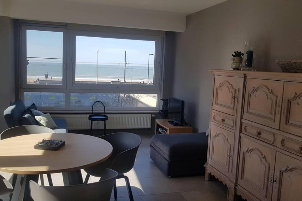 Oostende Studio Voor 2 Of 3 Pers Met Zeezicht Luaran gambar